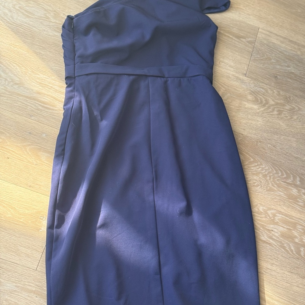 Elegant Navy One-Shoulder Dress